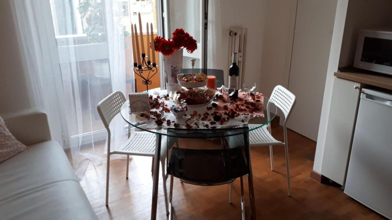 Domi Marconi 28 Lägenhet Rom Exteriör bild